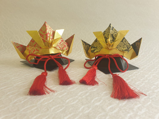 TSUKUTTE-YA’s Kabuto (兜), ANCIENT JAPANESE WARRIORS, Origami DIY kit is based on Japanese traditional “Children's Day”. Kabuto Origami DIY kit is designed by Ochanomizu Origami Kaikan a Japanese original Origami creator. Send from Japan, make Japan quality DIY kit at home to add a touch of Japan in your daily life.
