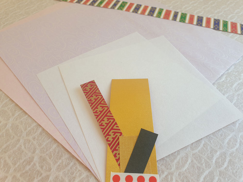 TSUKUTTE-YA’s Rabbits Hina Dolls (ひな人形) Origami DIY kit is based on Japanese traditional “Girls day festival”. Hina Dolls Origami DIY kit is designed by Ochanomizu Origami Kaikan a Japanese original Origami creator. Send from Japan, make Japan quality DIY kit at home to add a touch of Japan in your daily life.