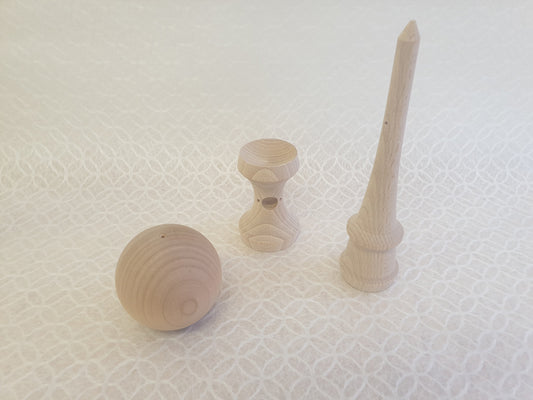 TSUKUTTE-YA’s Kendama (けん玉) Painting DIY kit is based on Japanese traditional skill toy. This DIY kit was designed by Yamagata Kobo, a Japanese original kendama creator. Send from Japan; make a Japan-quality DIY kit at home to add a touch of Japan to your daily life.