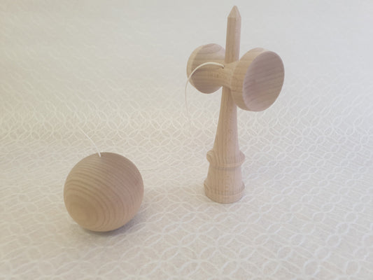 TSUKUTTE-YA’s Kendama (けん玉) Painting DIY kit is based on Japanese traditional skill toy. This DIY kit was designed by Yamagata Kobo, a Japanese original kendama creator. Send from Japan; make a Japan-quality DIY kit at home to add a touch of Japan to your daily life.